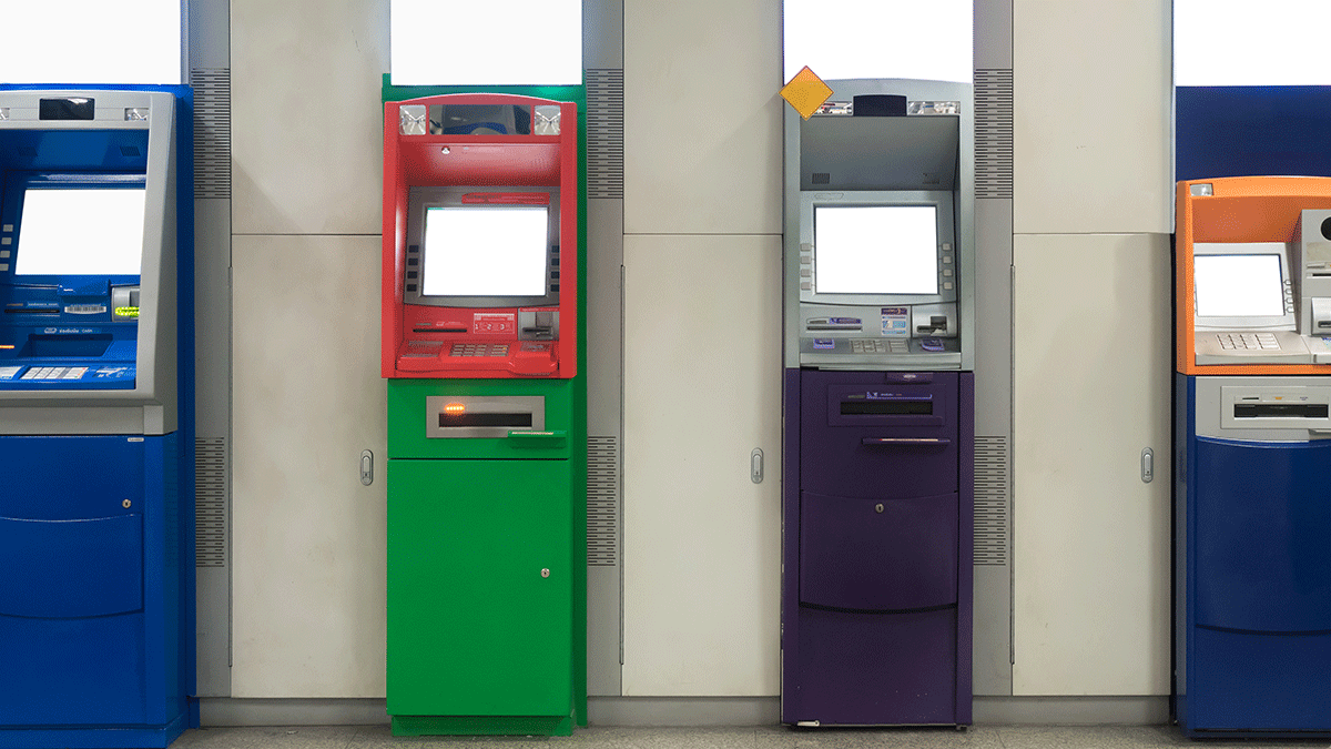 地铁站内四台 ATM 机